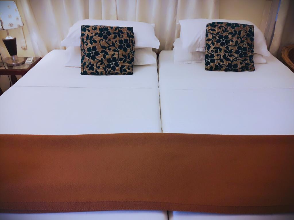 Heavenly Homestay Kochi Buitenkant foto