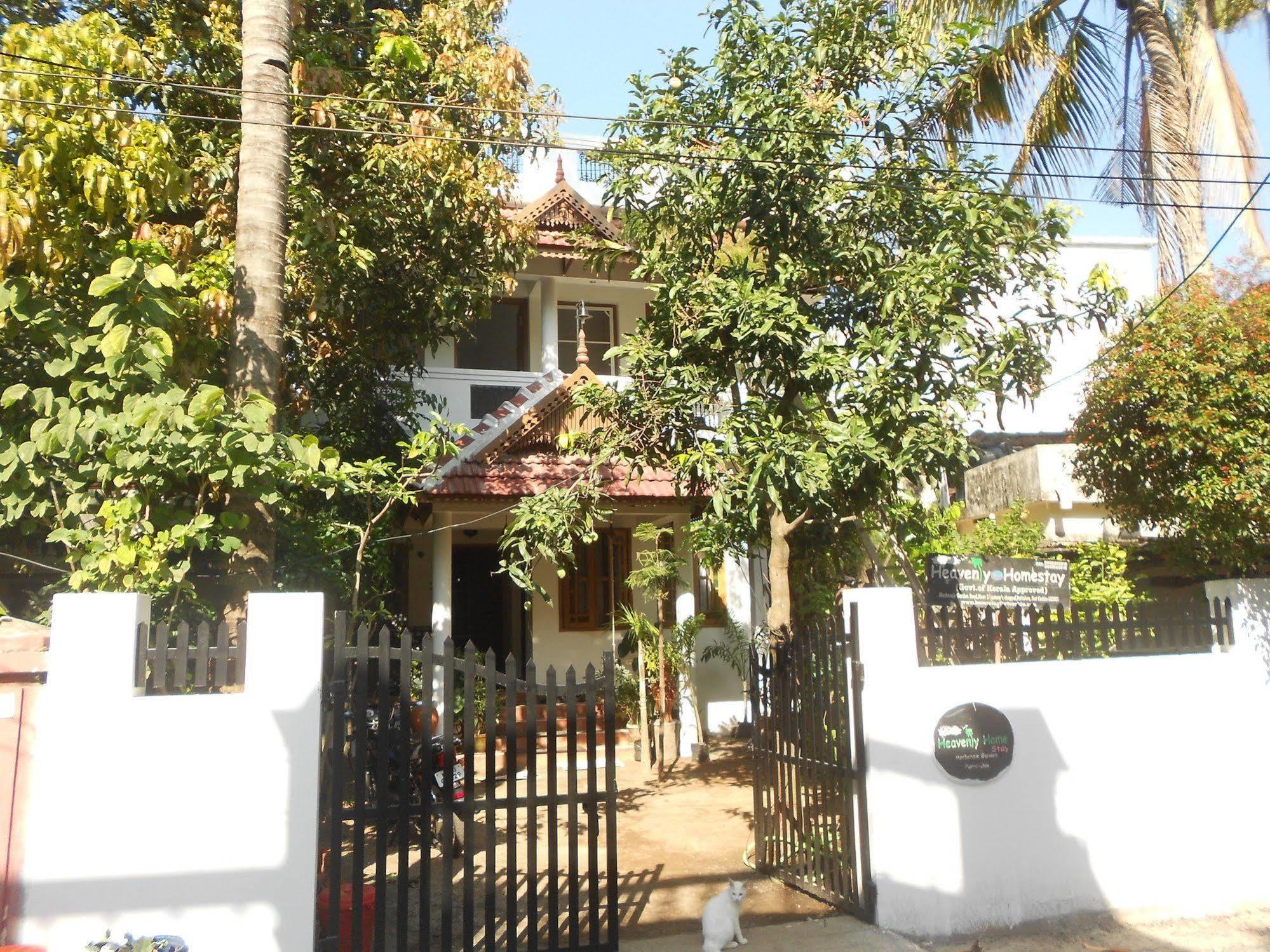 Heavenly Homestay Kochi Buitenkant foto